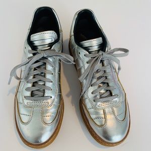 ALEXANDER WANG SILVER SNEAKERS - 8.5M